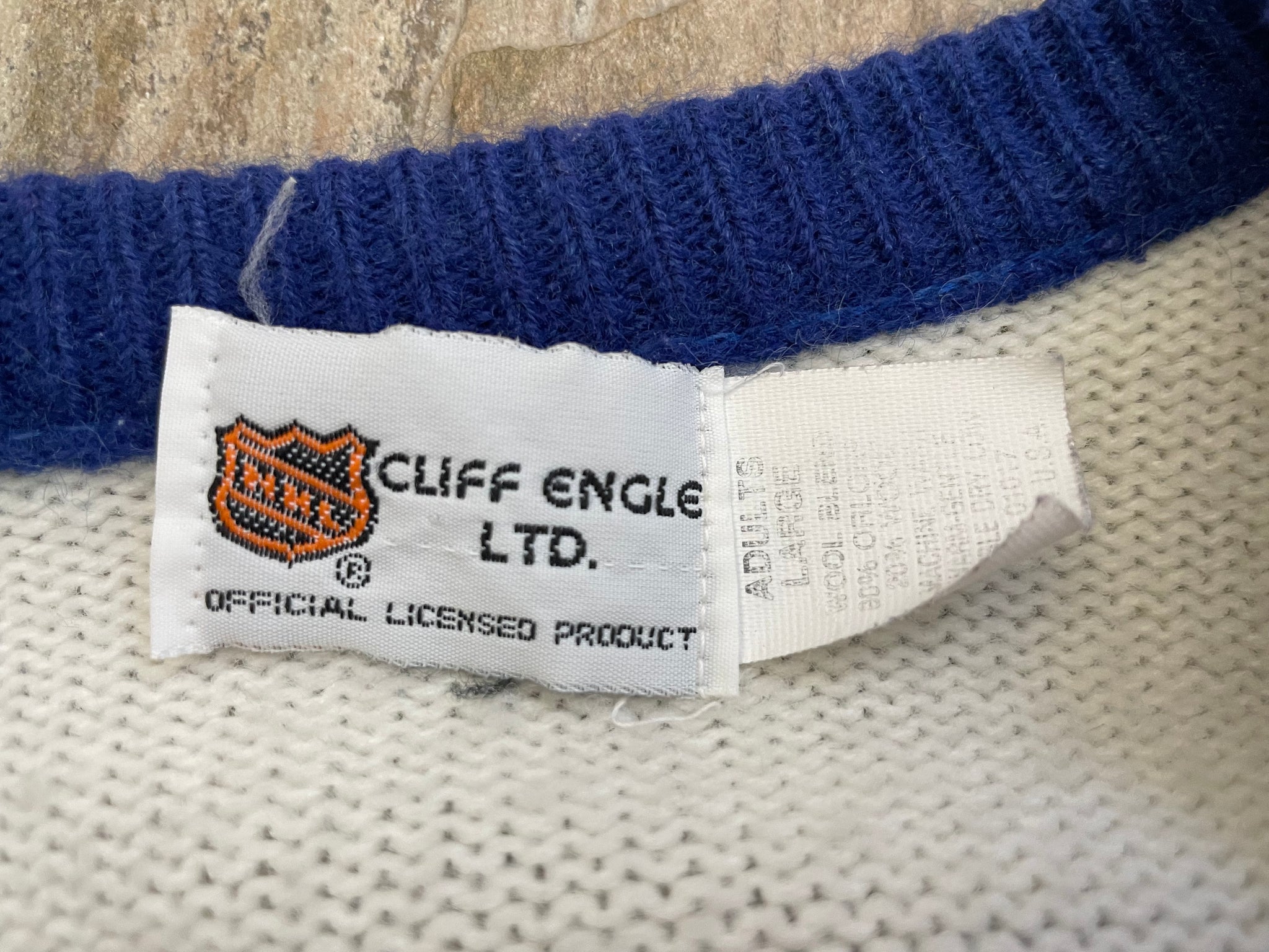 Vintage New York Islanders Cliff Engle Sweater Hockey Sweatshirt, Size –  Stuck In The 90s Sports