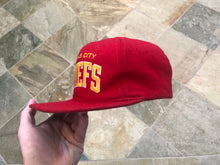 Load image into Gallery viewer, Vintage Kansas City Chiefs Starter Arch Snapback Football Hat