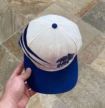 Load image into Gallery viewer, Vintage Kentucky Wildcats Apex One Snapback College Hat
