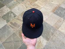 Load image into Gallery viewer, Vintage New York Giants Annco Pro Fitted Baseball Hat, Size 7 3/8