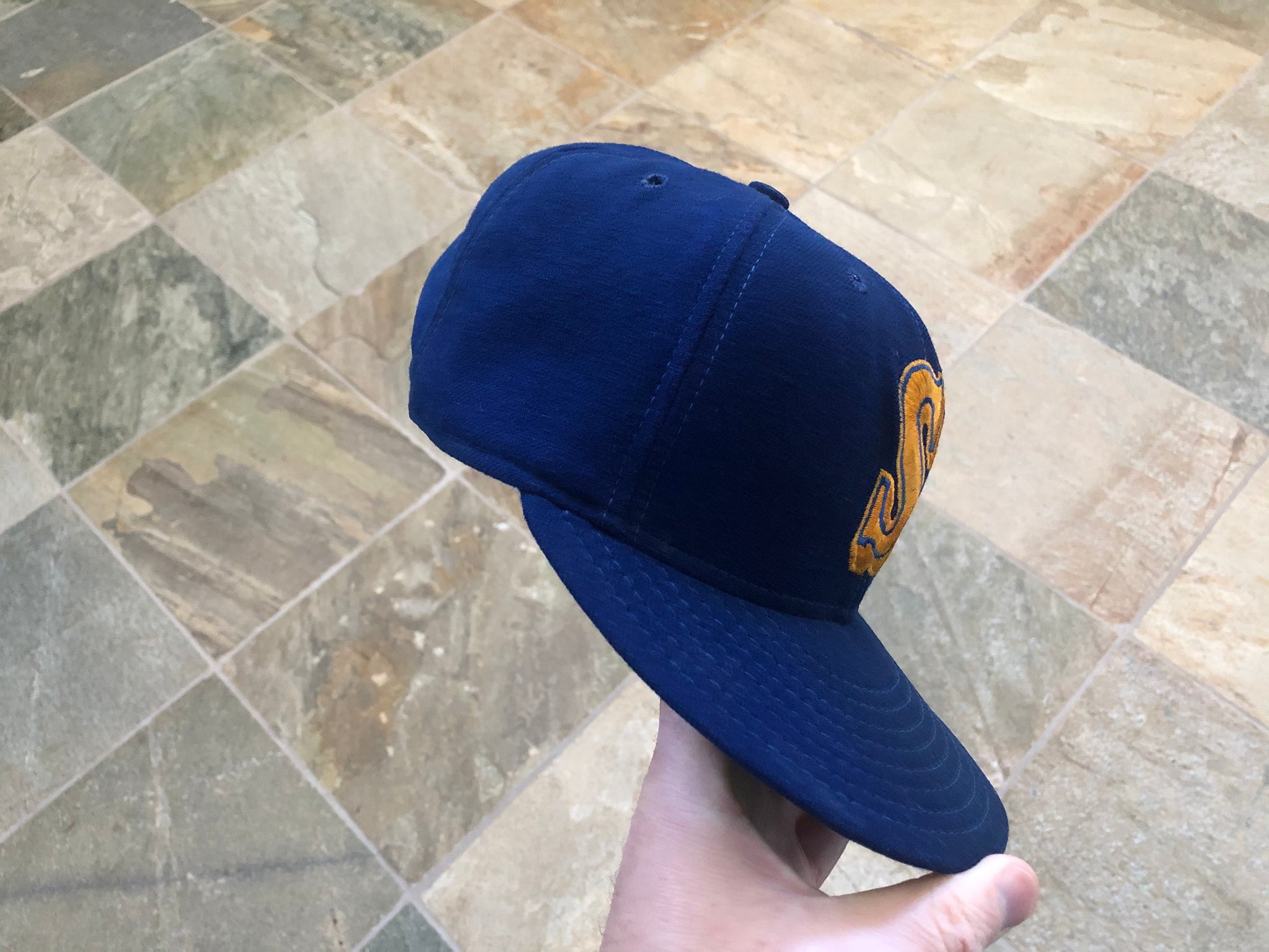 SEATTLE MARINERS VINTAGE 1990'S DIAMOND COLLECTION NEW ERA FITTED ADUL -  Bucks County Baseball Co.