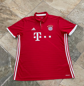 FC Bayern Munich Bundesliga Adidas Soccer Jersey, Size XL