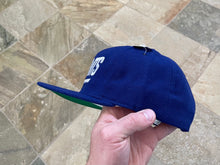 Load image into Gallery viewer, Vintage New York Giants Sports Specialties Script Snapback Football Hat