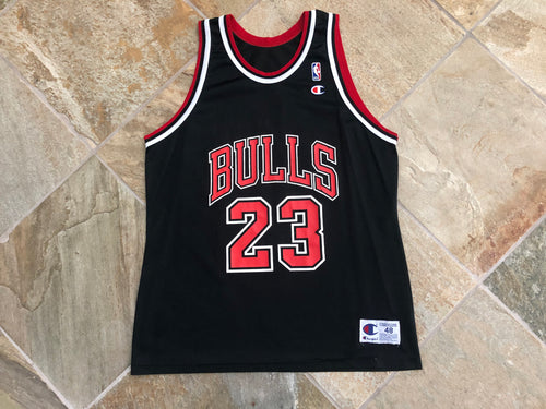 Vintage Chicago Bulls Michael Jordan Champion Basketball Jersey, Size 48, XL