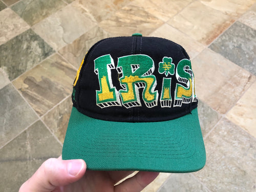 Vintage Notre Dame Figthing Irish Top of the World Graffiti Snapback College Hat