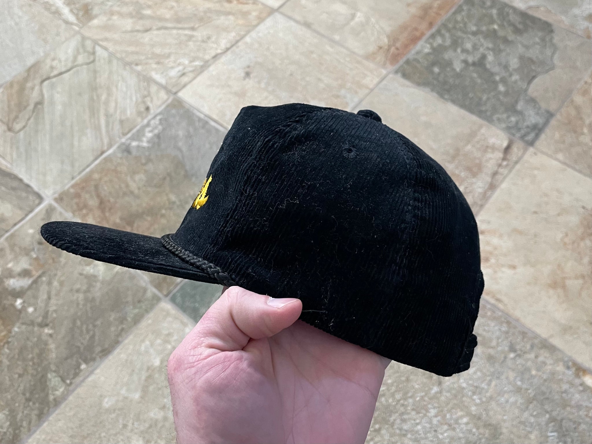 Vintage Pittsburgh Steelers Corduroy Hat for Sale in El Paso, TX - OfferUp