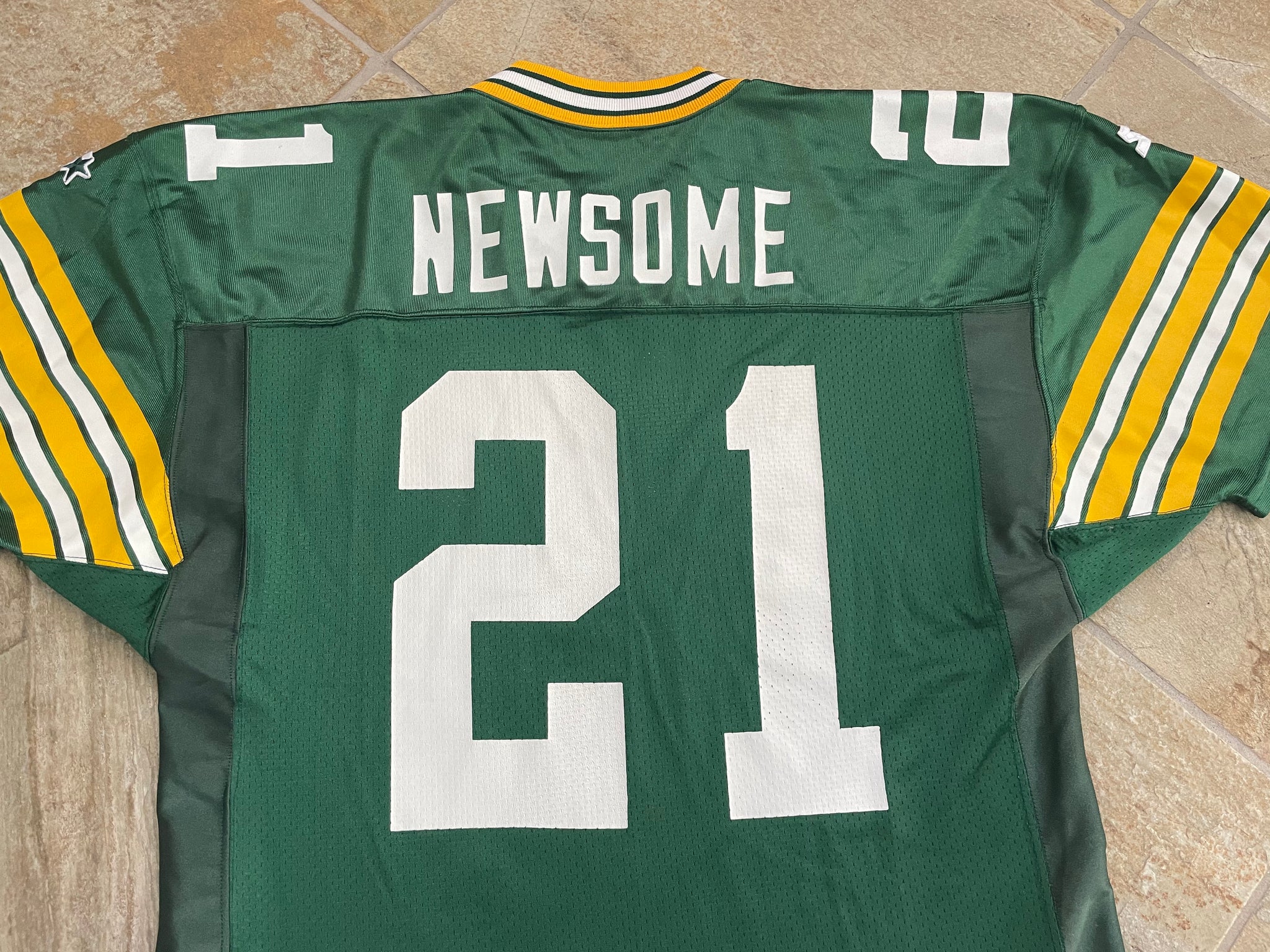 Vintage Green Bay Packers Craig Newsome Starter Football Jersey, Size –  Stuck In The 90s Sports