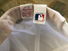 Load image into Gallery viewer, Vintage Oakland Athletics New Era Snapback Baseball Hat