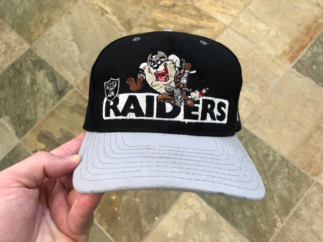 Vintage Oakland Raiders Taz Looney Tunes Snapback Football Hat