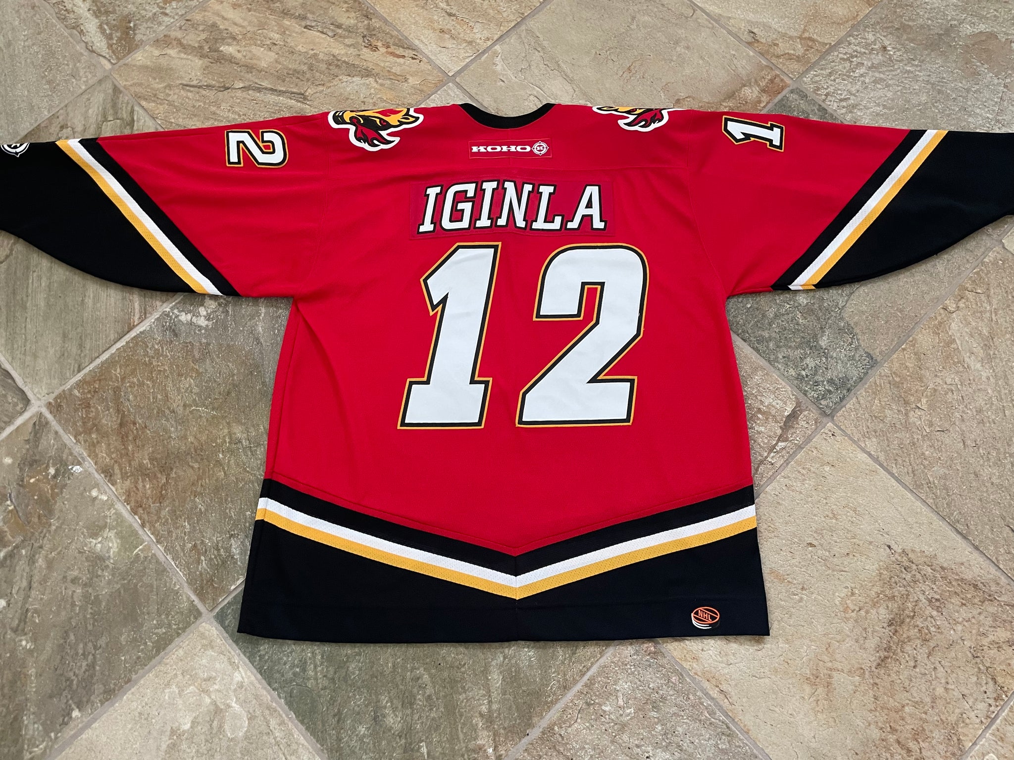 Jarome Iginla SIgned Calgary Flames Red Hockey Jersey