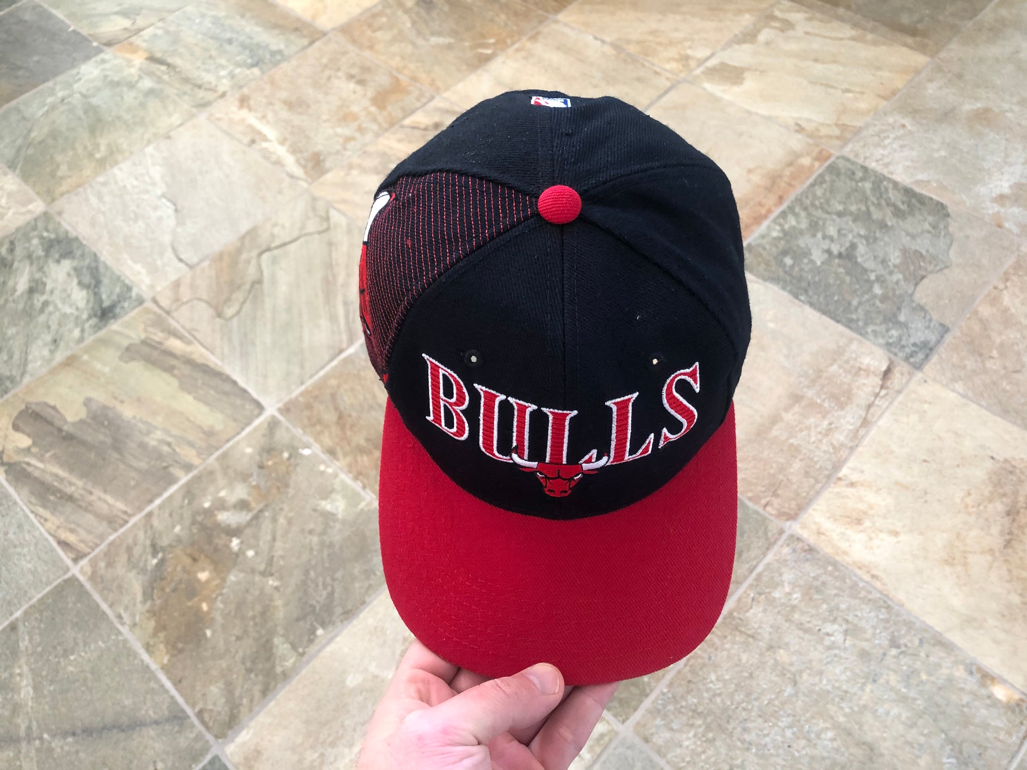 Vintage Chicago Bulls Sports Specialties Laser Snapback Basketball