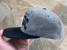 Load image into Gallery viewer, Vintage Orlando Magic Starter Arch Snapback Basketball Hat