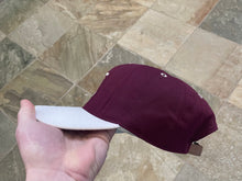 Load image into Gallery viewer, Vintage Houston Cougars Classic Strapback College Hat