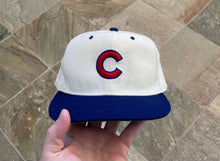 Load image into Gallery viewer, Vintage Chicago Cubs New Era Pro Fitted Baseball Hat, Size 7 5/8