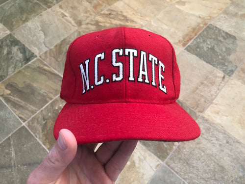 Vintage NC State Wolf Pack Starter Arch Snapback College Hat