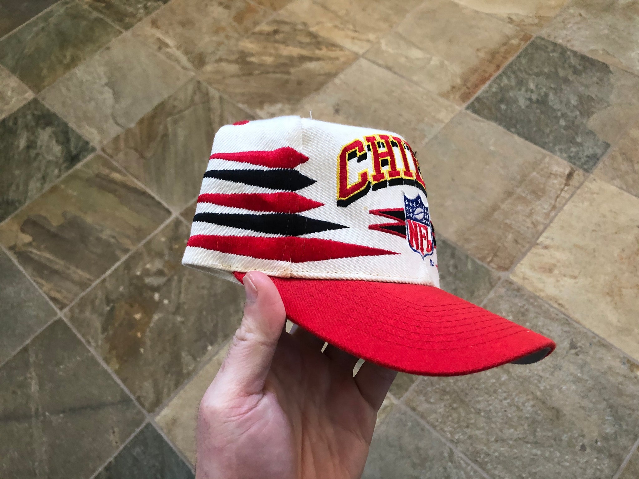 Vintage Kansas City Chiefs Logo Athletic Diamond Snapback Football