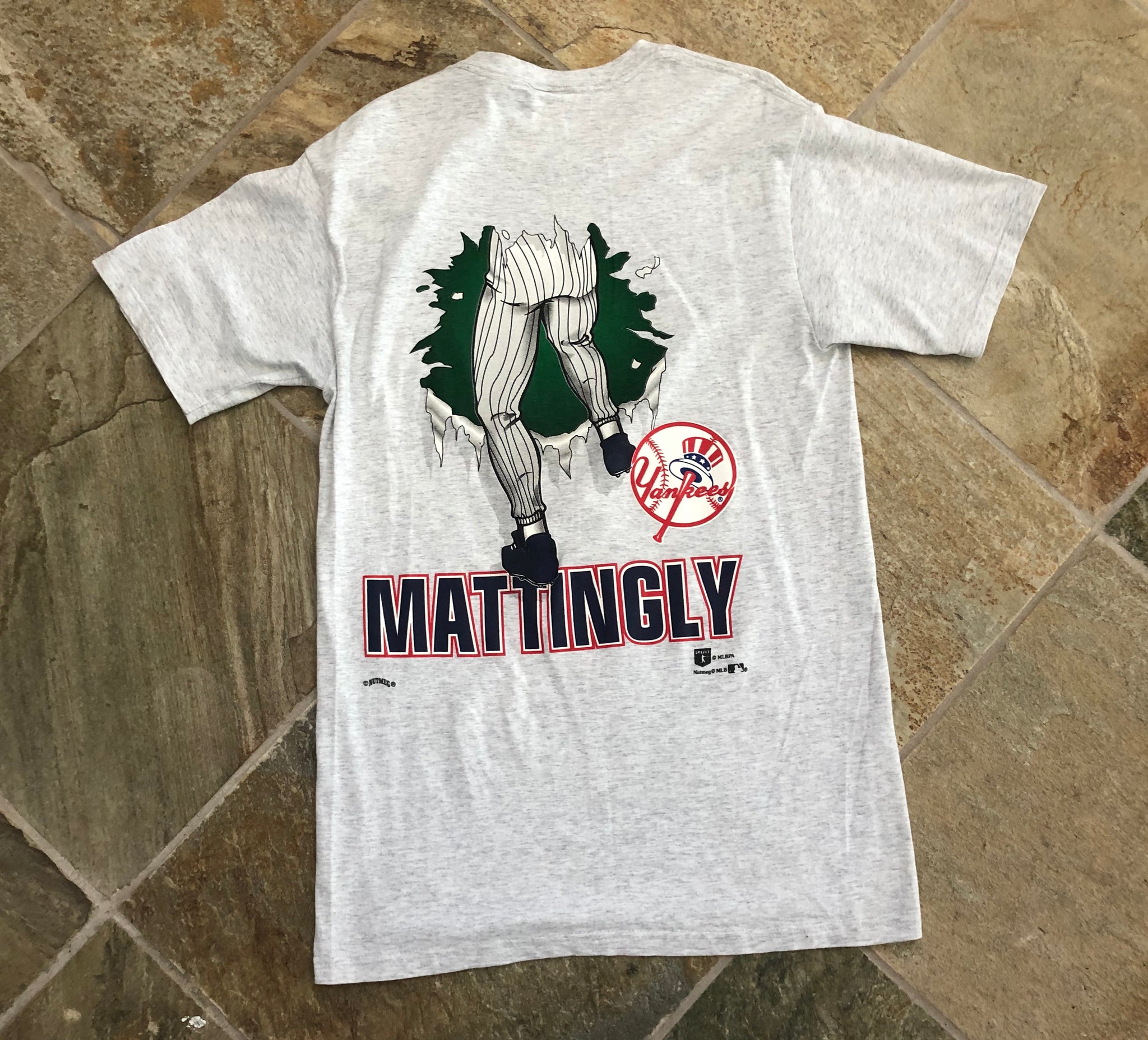 rare Don Mattingly Nutmeg Cartoon T-Shirt New York Yankees 90s Double sided  XL