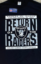 Load image into Gallery viewer, Vintage Los Angeles Raiders Trench Football Tshirt, Size Medium
