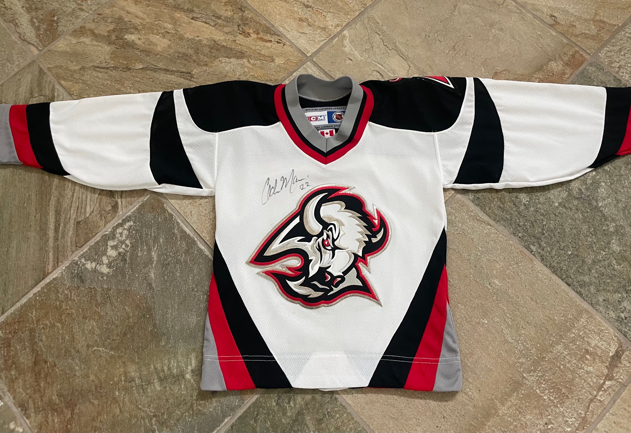 Vintage Buffalo Sabres Goat Head CCM Hockey Jersey, Size Small – Stuck In  The 90s Sports