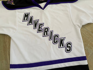 Vintage Minnesota State Mavericks K1 College Hockey Jersey, Size Medium