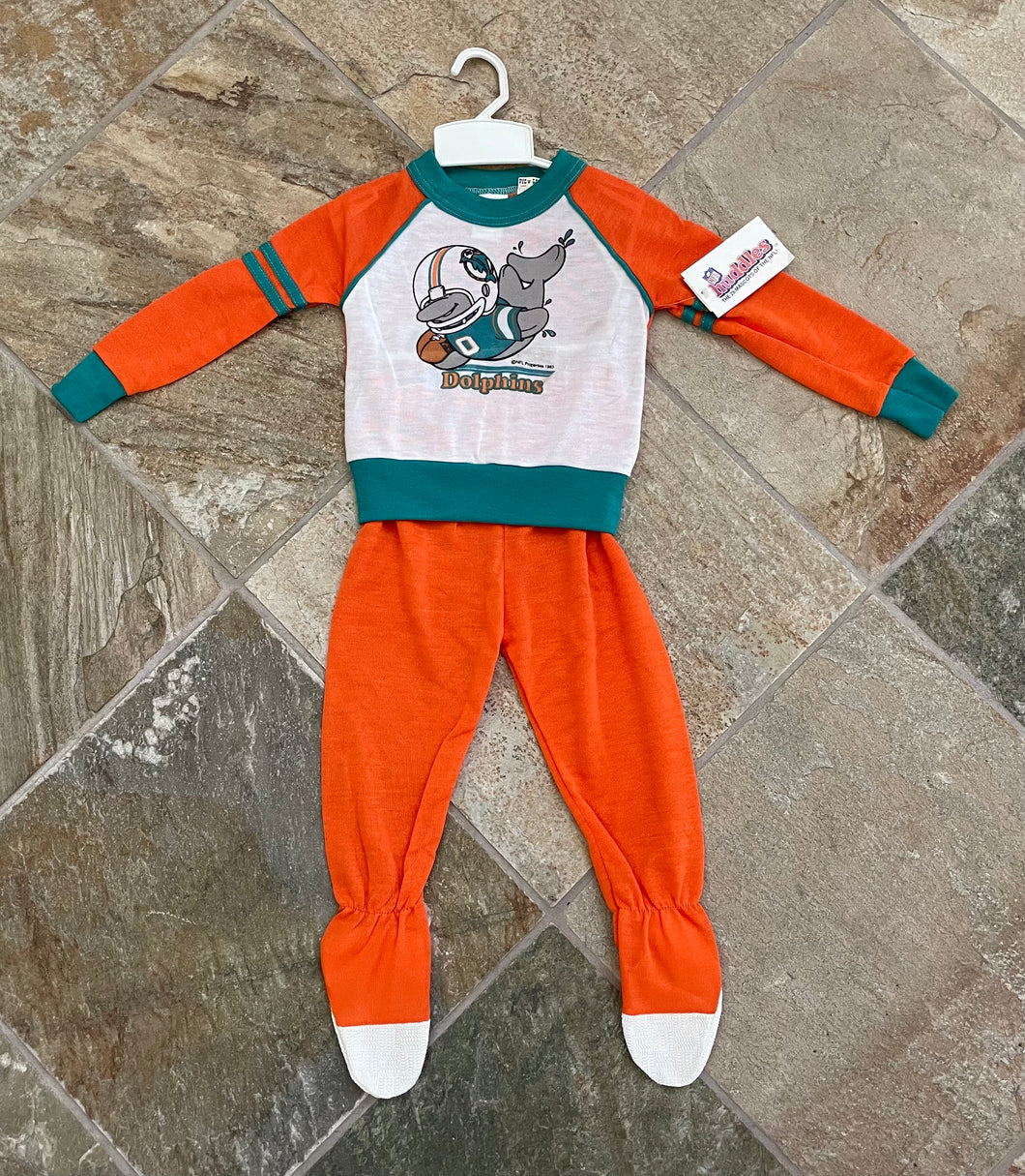 Vintage Miami Dolphins Huddles Pajamas Football Tshirt, Size Youth, 4T