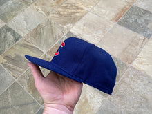 Load image into Gallery viewer, Vintage Chicago Cubs Sports Specialties Pro Fitted Baseball Hat, 7 1/4