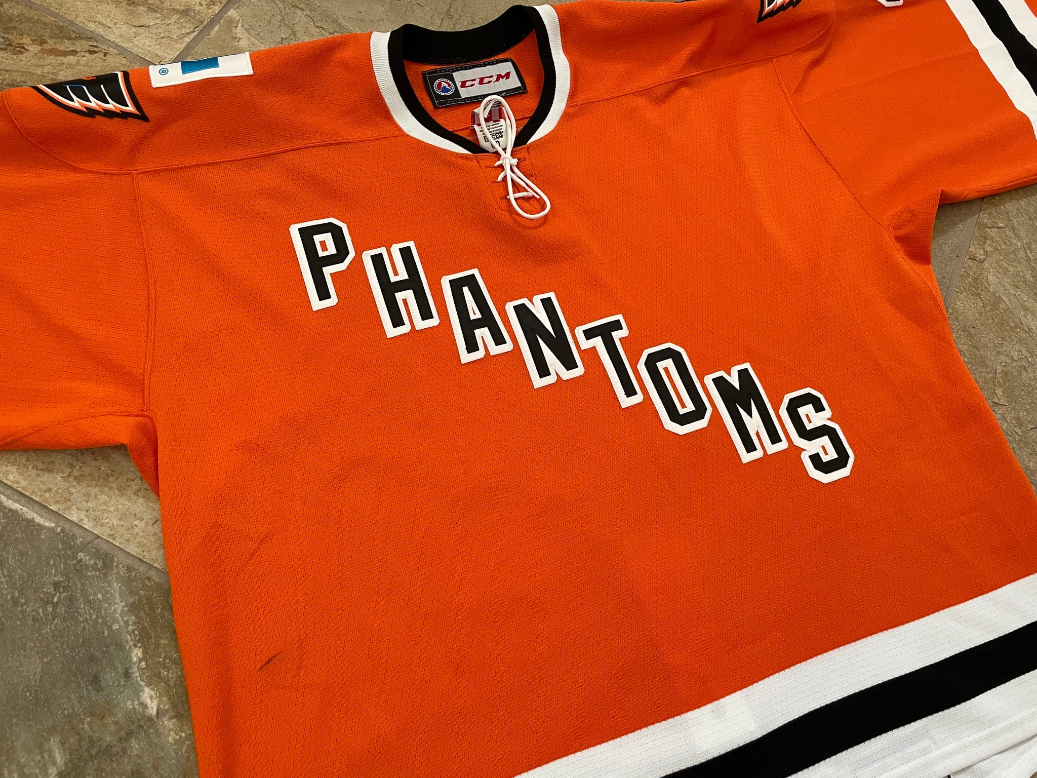 Lehigh Valley Phantoms CCM Hockey Jersey Size L Flyers Minor Team