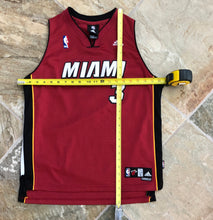 Load image into Gallery viewer, Miami Heat Dwayne Wade Adidas Youth Basketball Jersey, Size Large 14-16