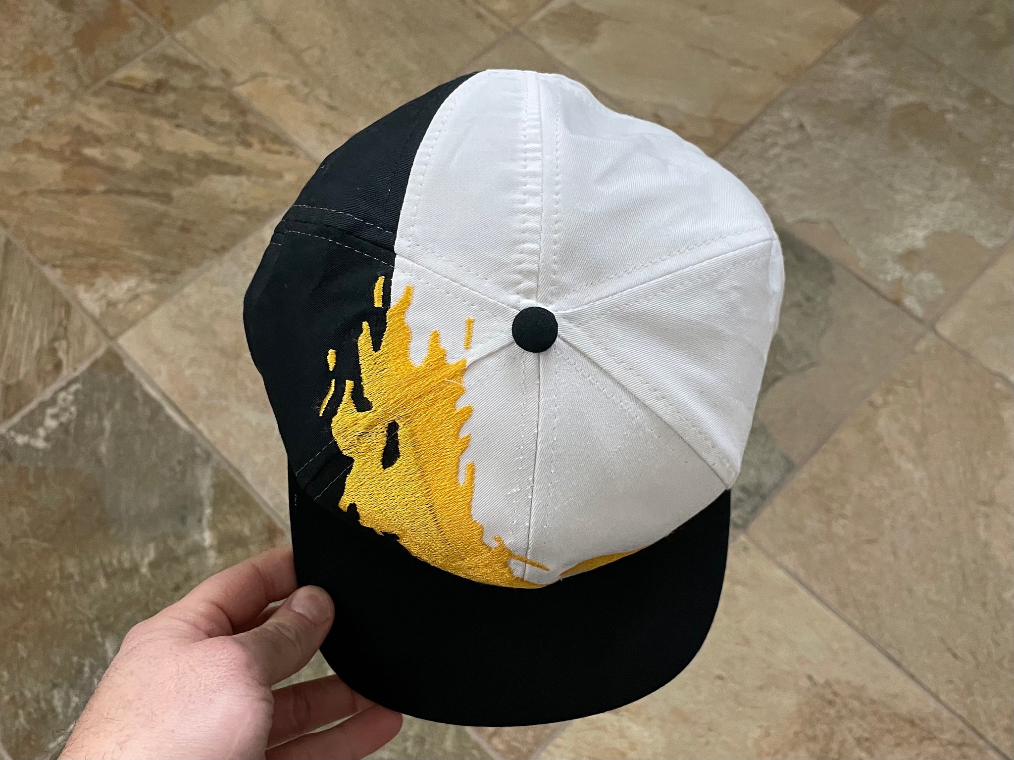 Vintage Pittsburgh Steelers Logo Athletic Splash Snapback Football Hat –  Stuck In The 90s Sports