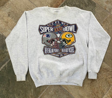 Load image into Gallery viewer, Vintage Super Bowl 31 Green Bay Packers New England Patriots Football Sweatshirt, Size Large