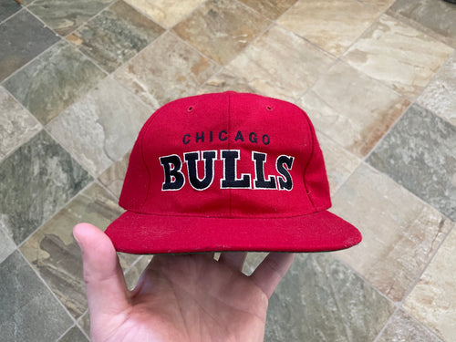 Vintage Chicago Bulls Starter Arch Snapback Basketball Hat