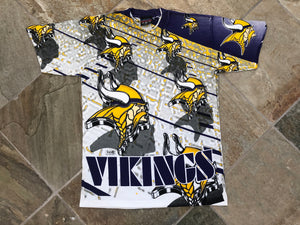 Vintage Minnesota Vikings Magic Johnson Football Tshirt, Size Large