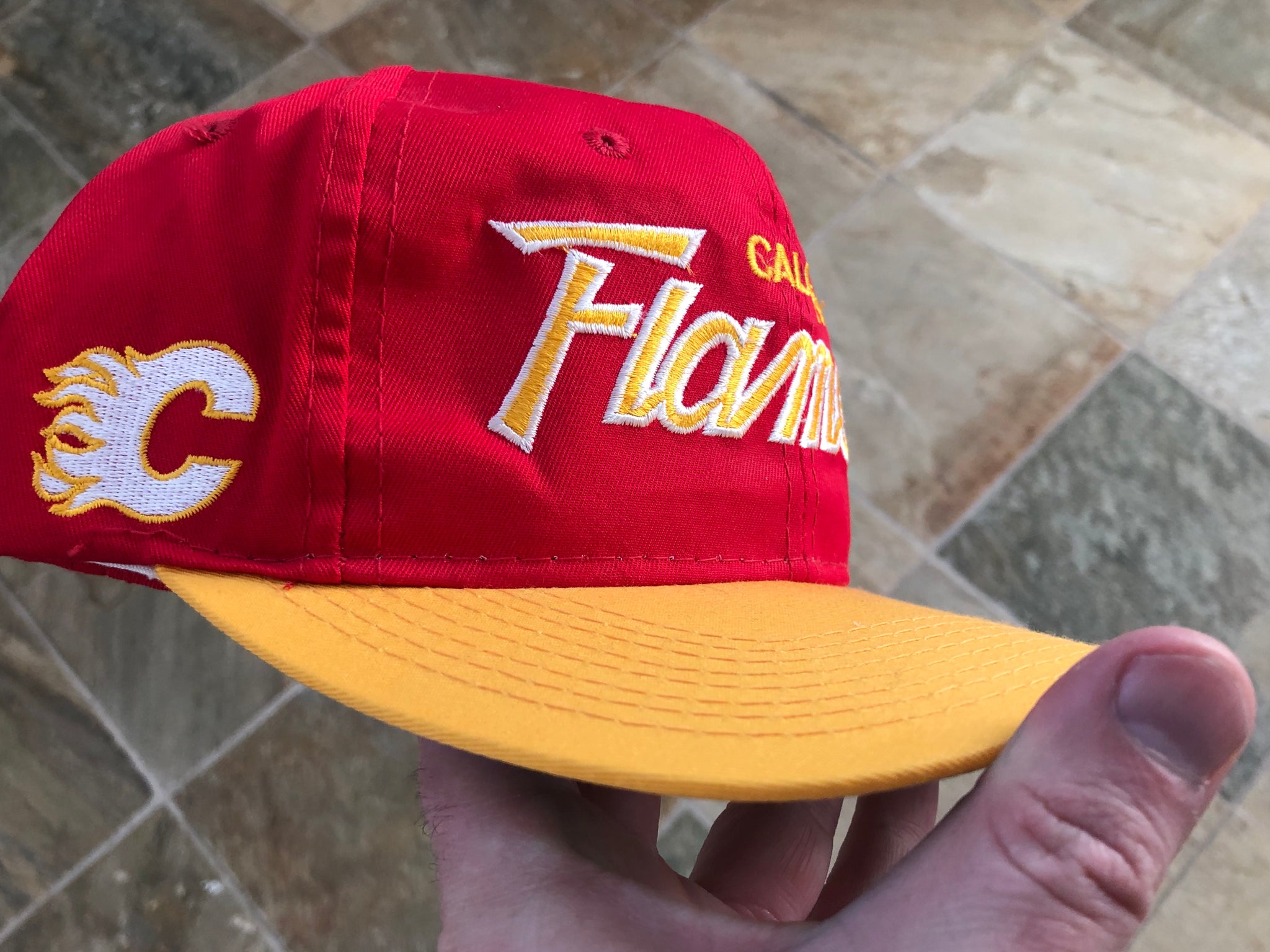 Vintage Calgary Flames Hat