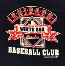 Load image into Gallery viewer, Vintage Chicago White Sox Baseball Tshirt, Size Large