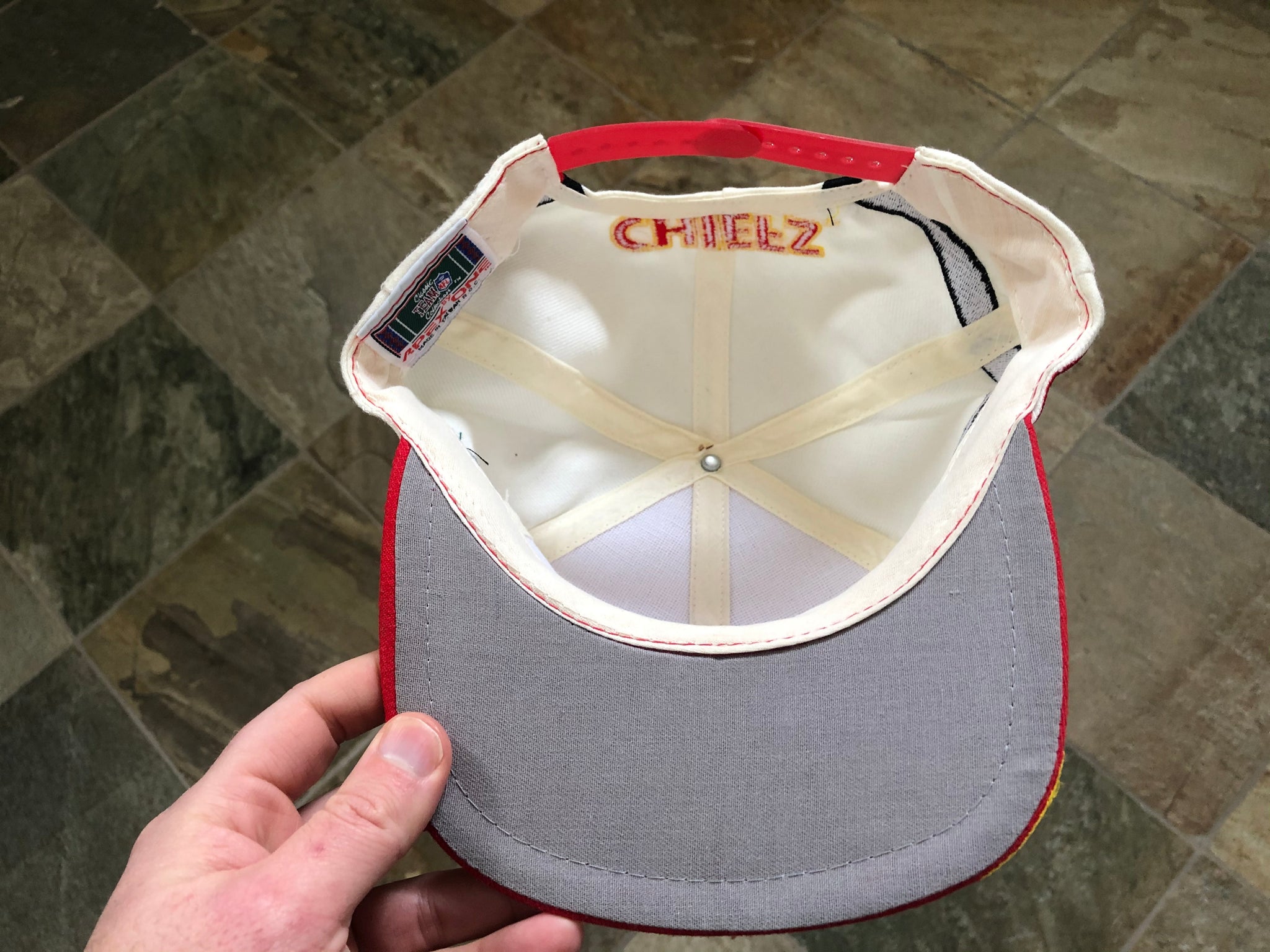 Vintage Kansas City Chiefs Apex One Snapback Football Hat – Stuck In The  90s Sports