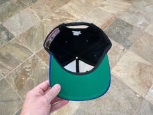 Load image into Gallery viewer, Vintage Quebec Nordiques Starter Snapback Hockey Hat