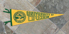 Load image into Gallery viewer, Vintage Oregon Ducks College Pennant