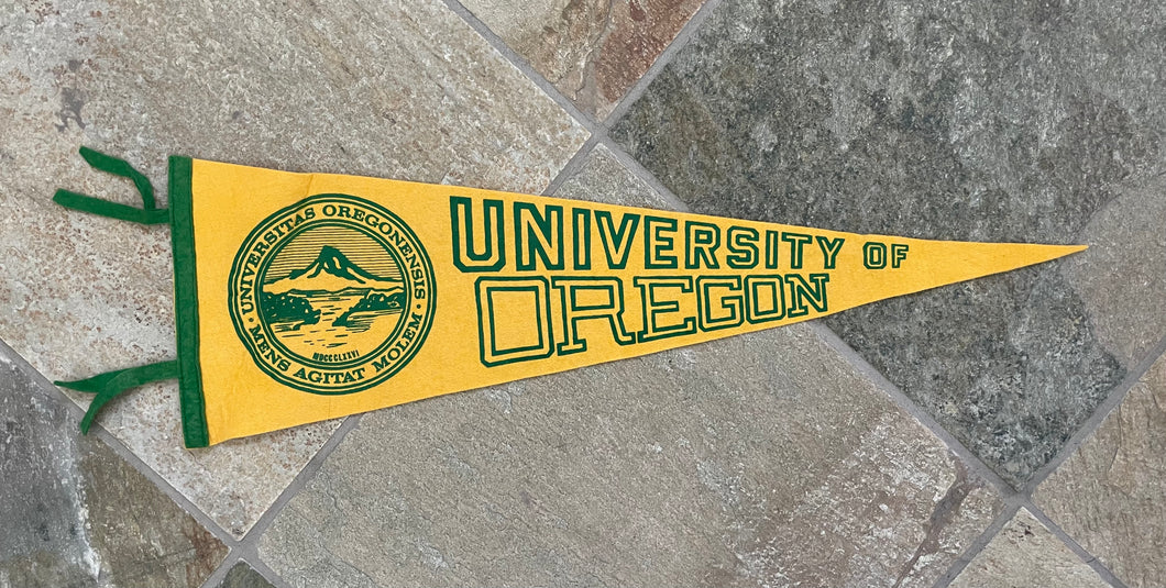 Vintage Oregon Ducks College Pennant