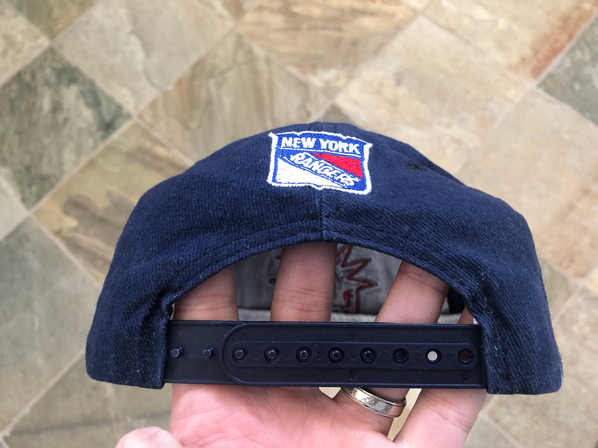 Vintage New York Rangers Lady Liberty CCM Snapback Hockey Hat – Stuck In  The 90s Sports