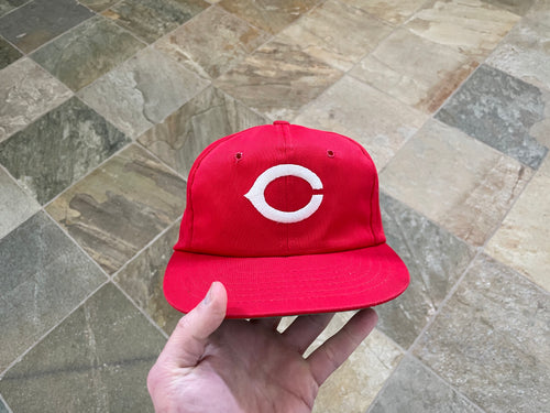 Vintage Cincinnati Reds Youngan Snapback Baseball Hat