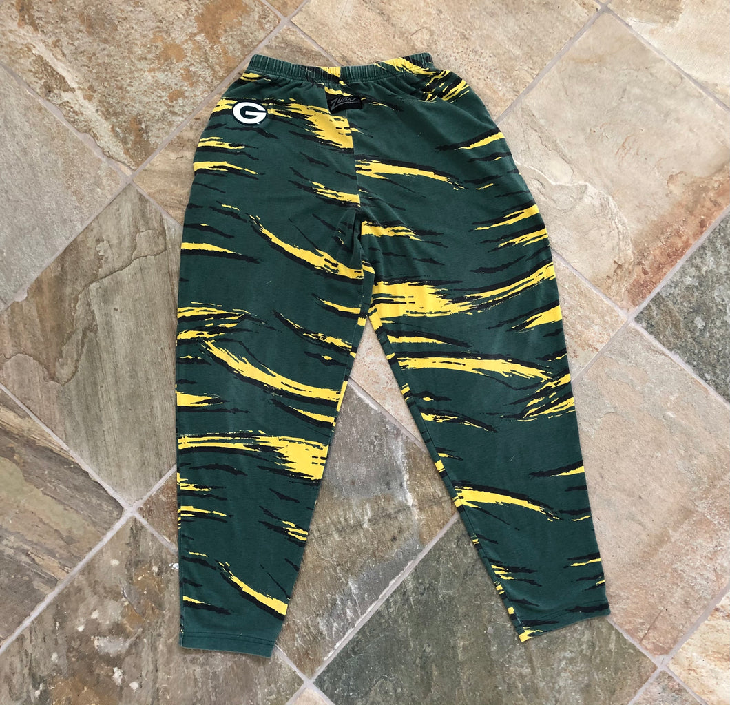 Vintage Green Bay Packers Zubaz Football Shorts, Size Large – Stuck In The  90s Sports