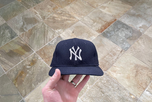 Vintage New York Yankees Sports Specialties Fitted Pro Baseball Hat, Size 7
