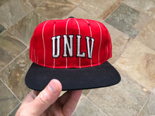 Load image into Gallery viewer, Vintage UNLV Runnin’ Rebels Starter Arch Snapback College Hat