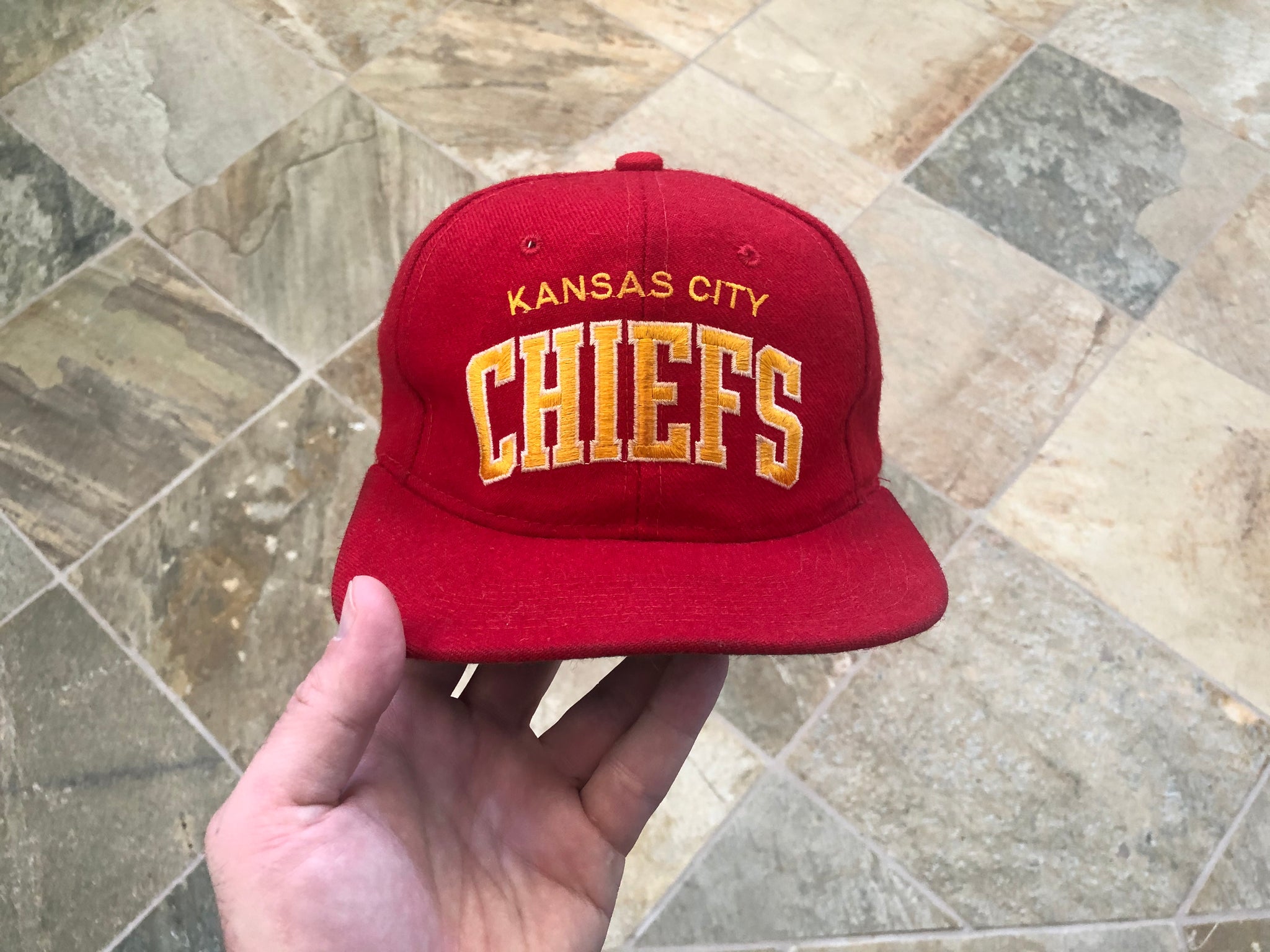 Vintage Kansas City Chiefs Starter Arch Snapback Football Hat – Stuck In  The 90s Sports