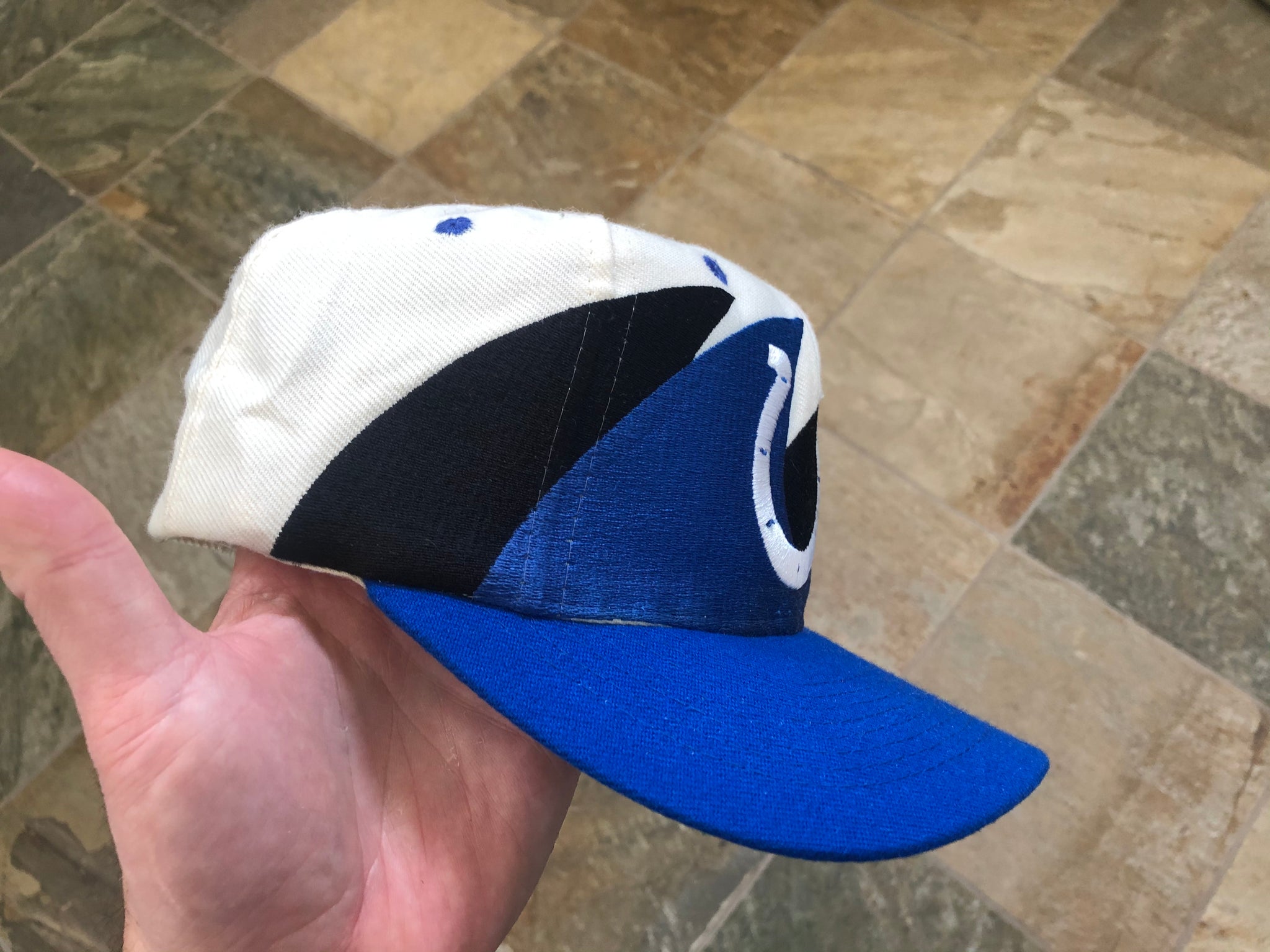 Vintage Cleveland Browns Hat // Sharktooth Logo Athletic -   India