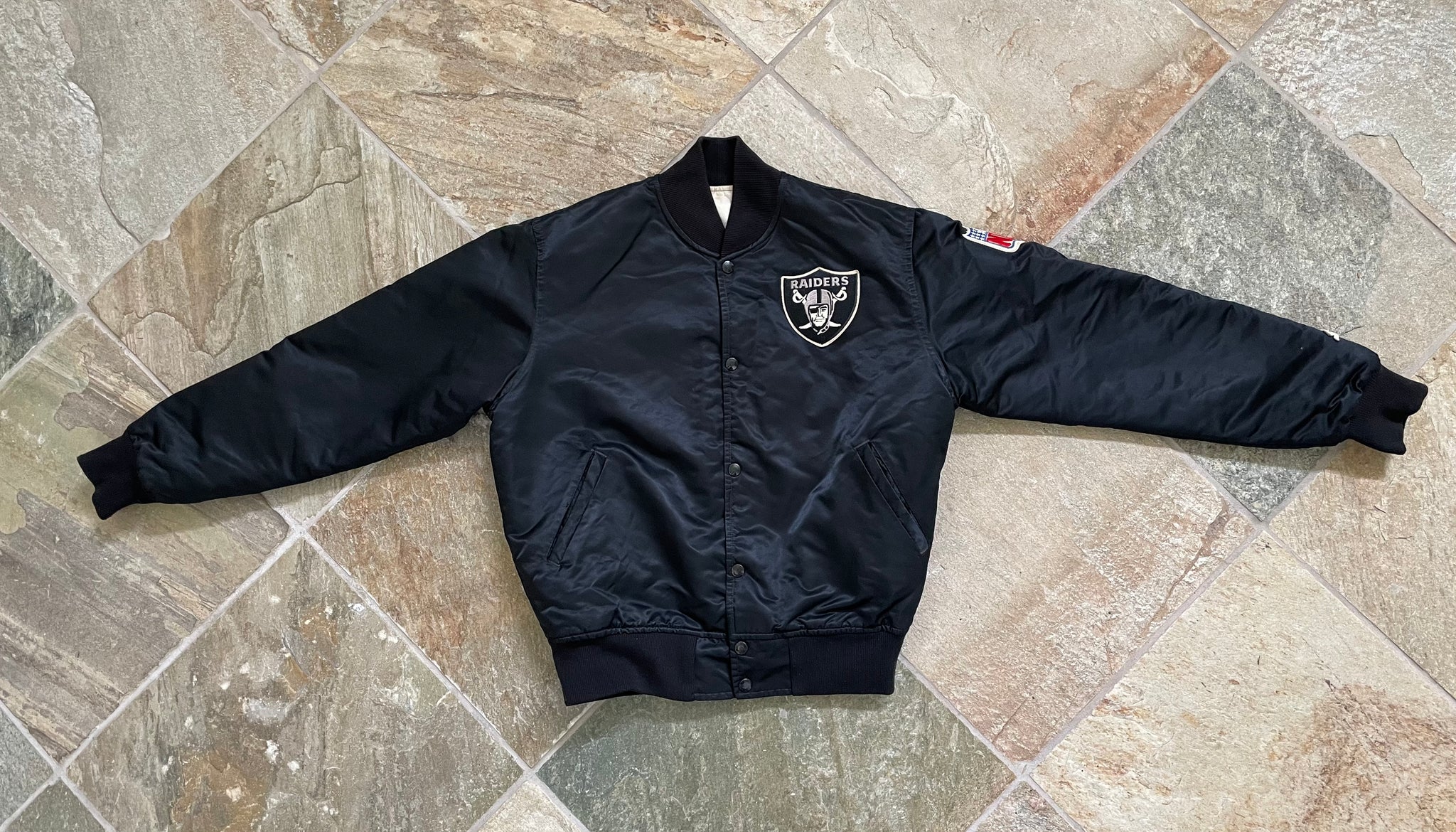 Vintage NFL Raiders 90s Windbreaker Jacket XXL - Cloak Vintage
