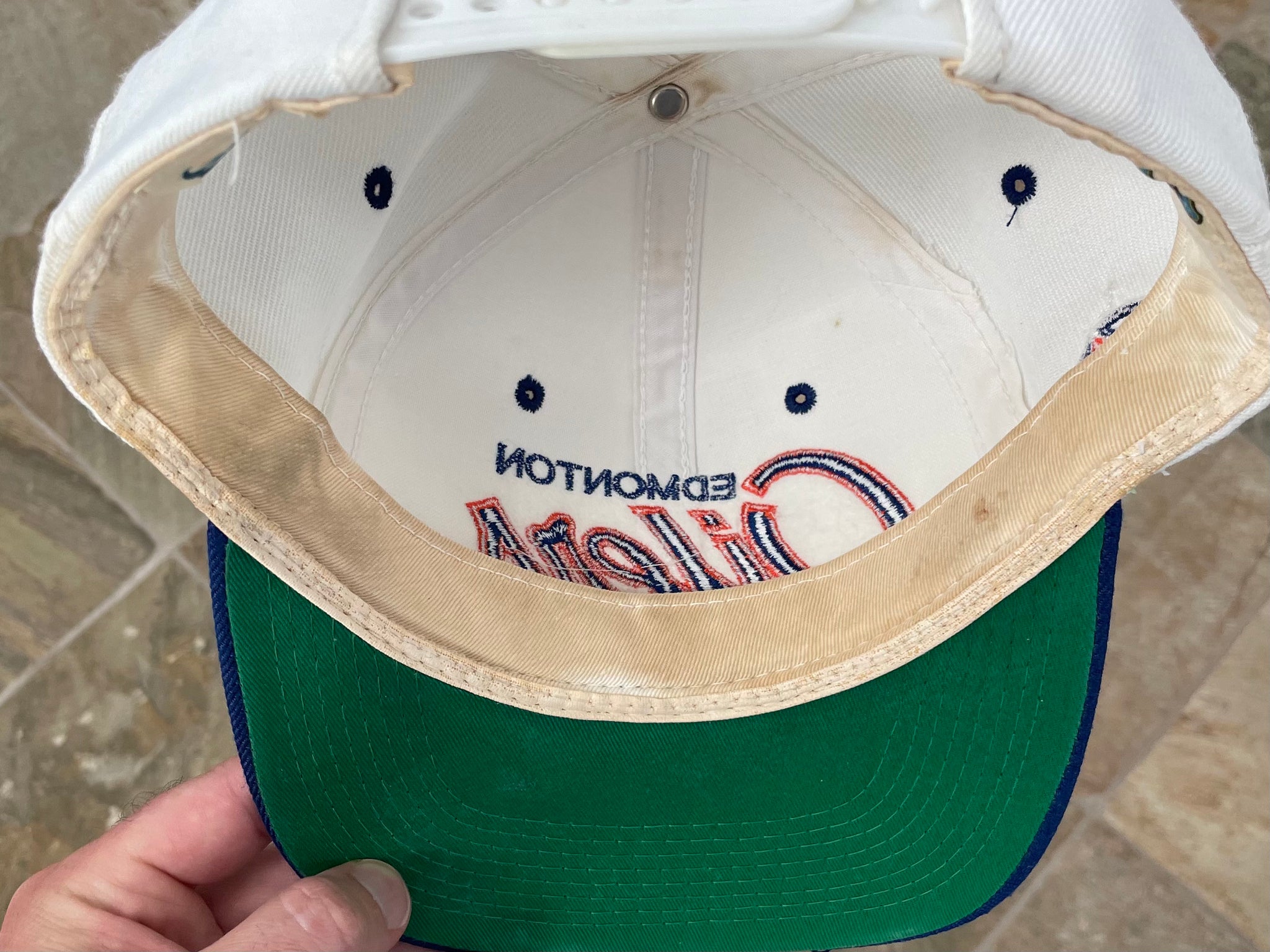 Vintage Edmonton Oilers Sports Specialties Script Snapback Hockey Hat –  Stuck In The 90s Sports