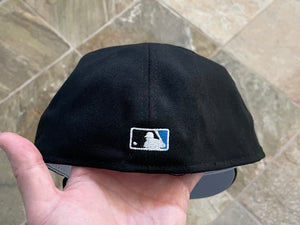 Vintage Toronto Blue Jays New Era Fitted Pro Baseball Hat, Size 7 5/8