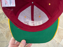 Load image into Gallery viewer, Vintage USC Trojans Signature Snapback College Hat