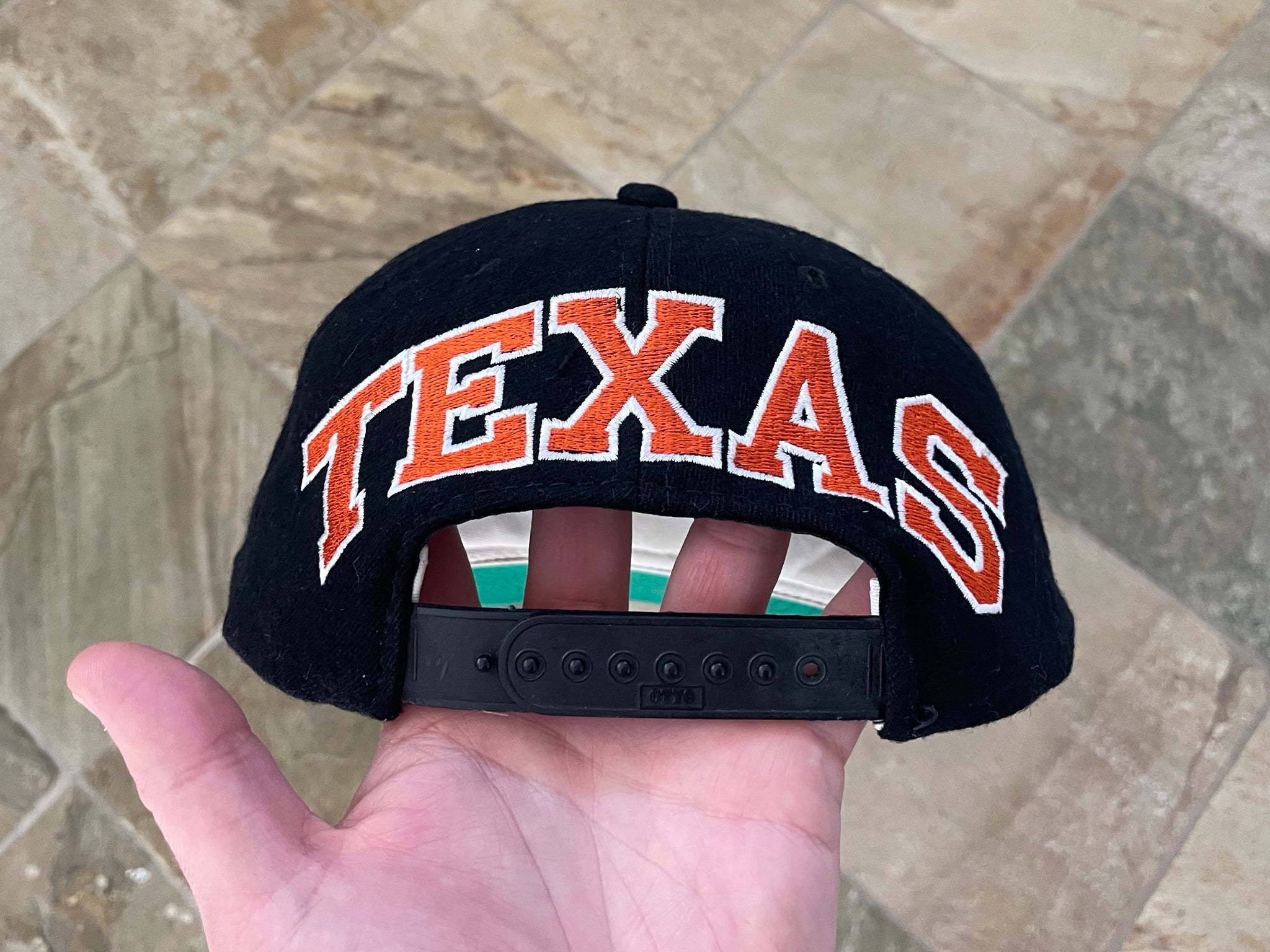 Vintage University Of Texas Longhorns NCAA Snapback Hat